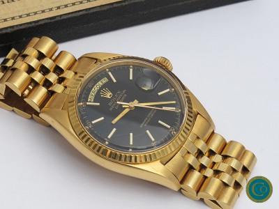 Rare Rolex 1803 Day-Date from 1966 with black gilt dial on a jubilee bracelet
