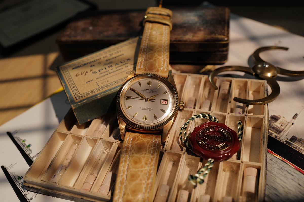 Rolex Datejust 6305 “Ovettone” — Possibly Unique Grey-Beige Dial